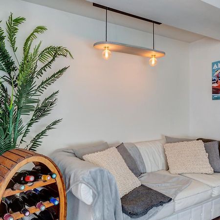 Appartamento Le Pura Vida, Hyper Centre Terrasse + Parking Annecy Esterno foto