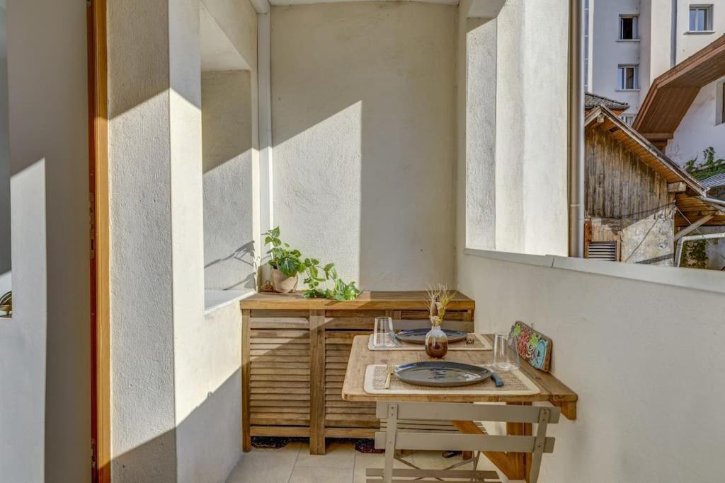 Appartamento Le Pura Vida, Hyper Centre Terrasse + Parking Annecy Esterno foto