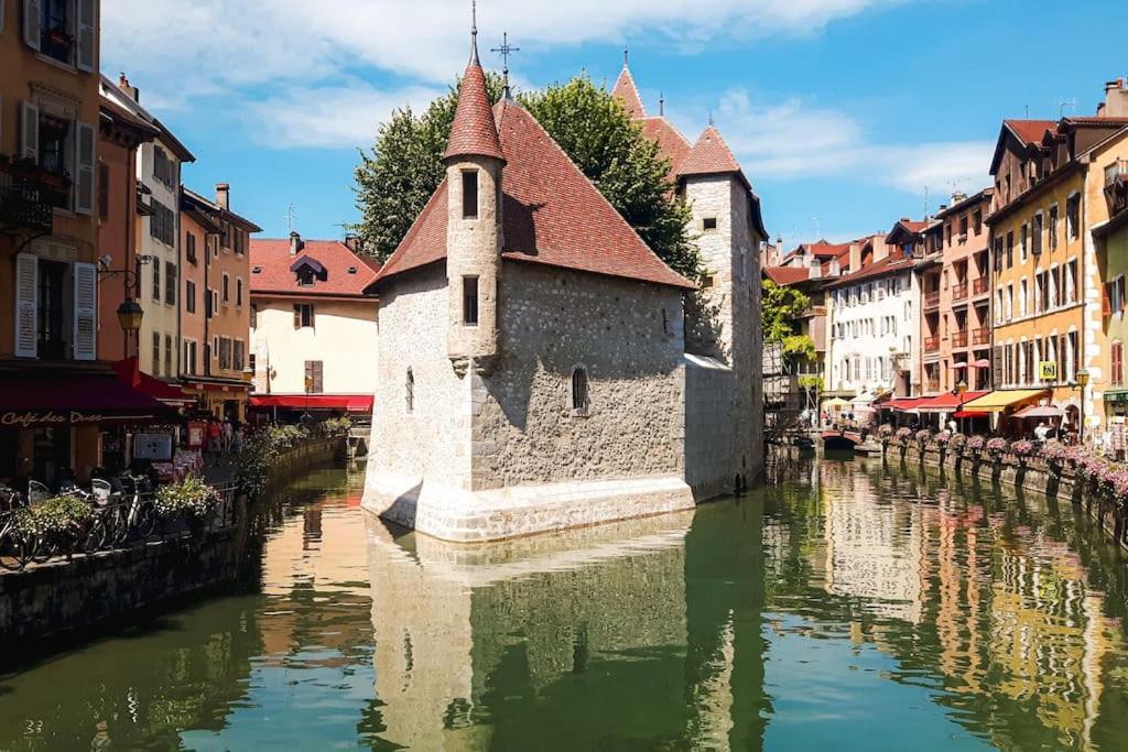 Appartamento Le Pura Vida, Hyper Centre Terrasse + Parking Annecy Esterno foto